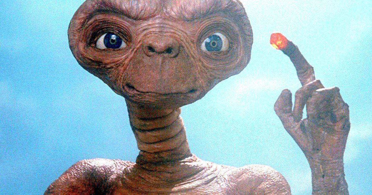 et phones home